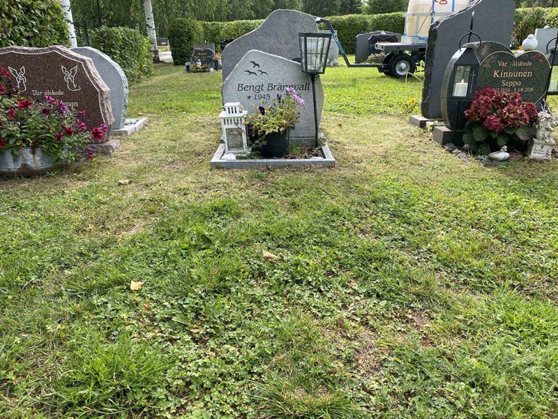 Grave number: 3 19  1302