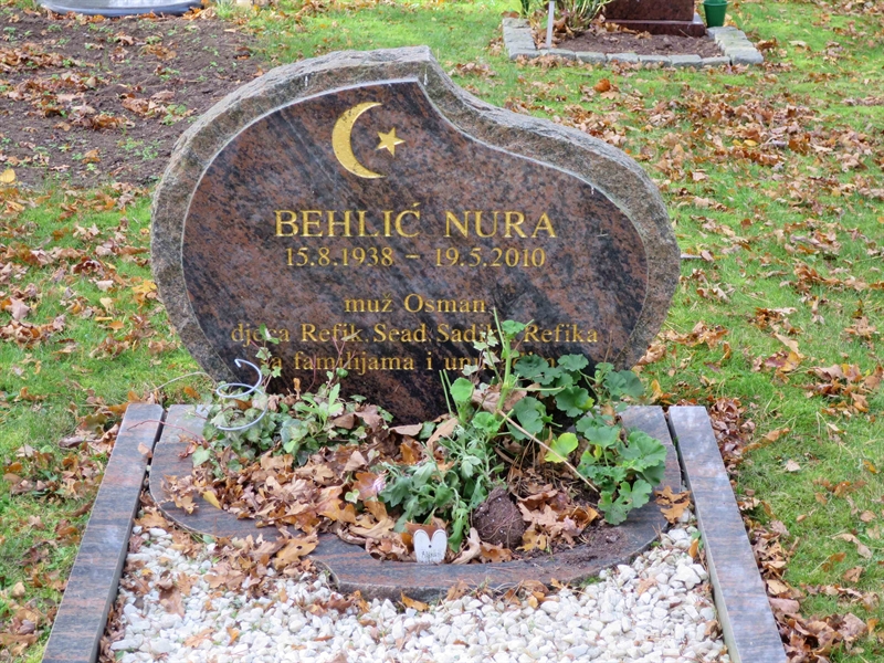 Grave number: HNB VII   118