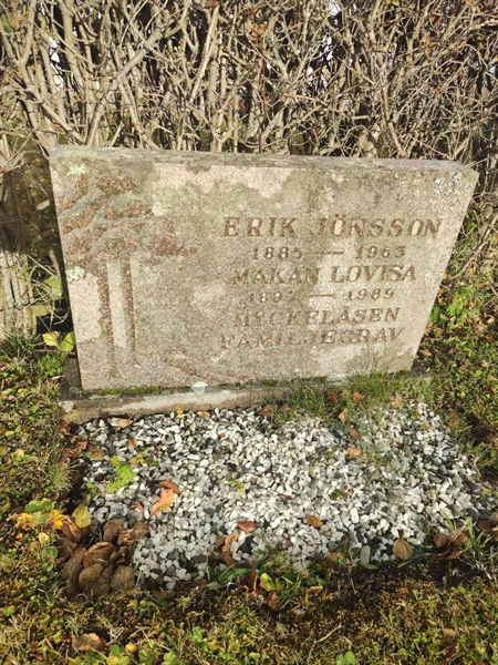Grave number: MR B   9:9