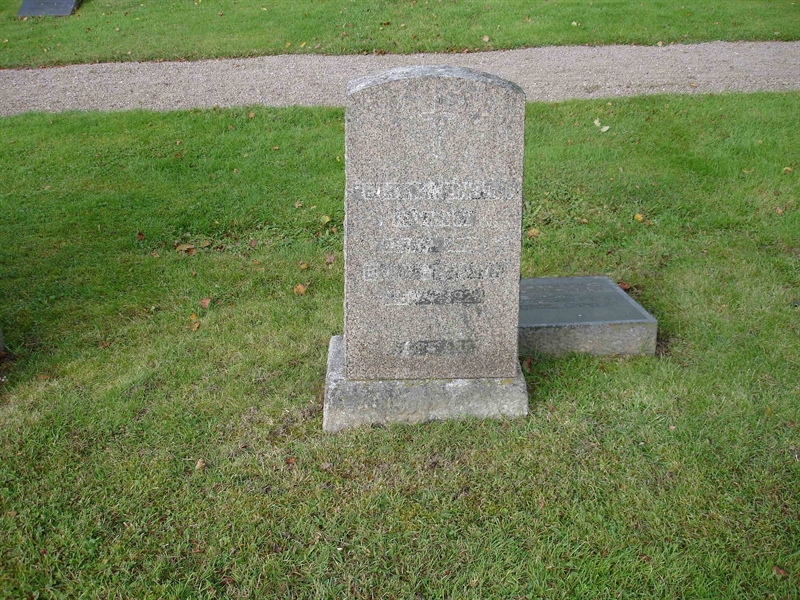 Grave number: HK B   193, 194