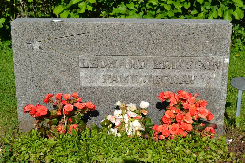 Grave number: 3 B    14