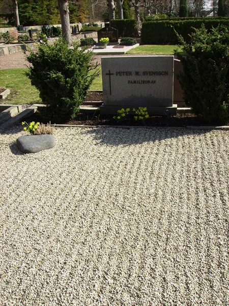 Grave number: LM 3 41  006