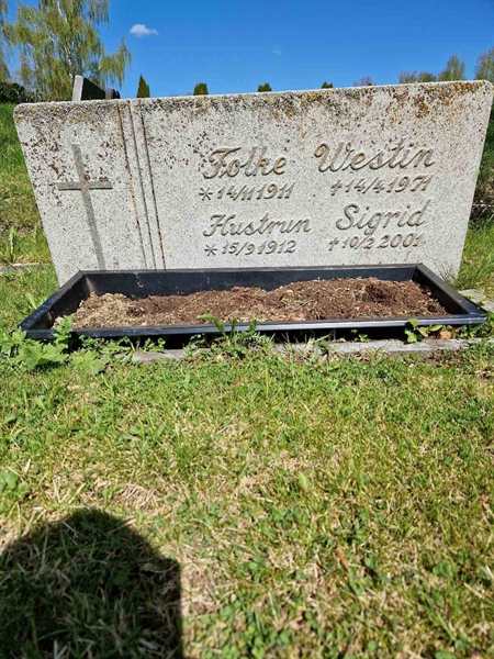 Grave number: 501 18 3427-3430