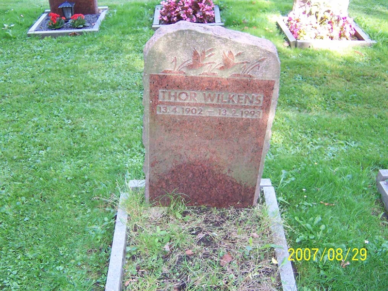 Grave number: 1 3 U2    29