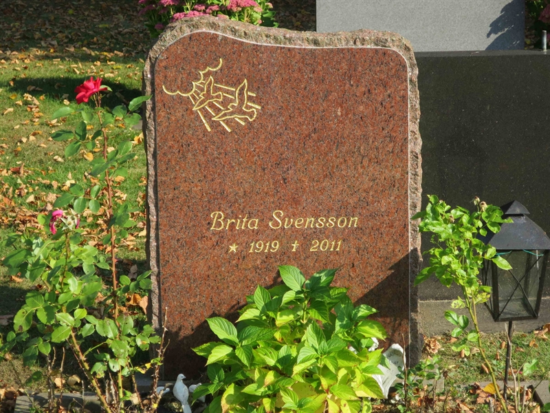 Grave number: HK G    99, 100
