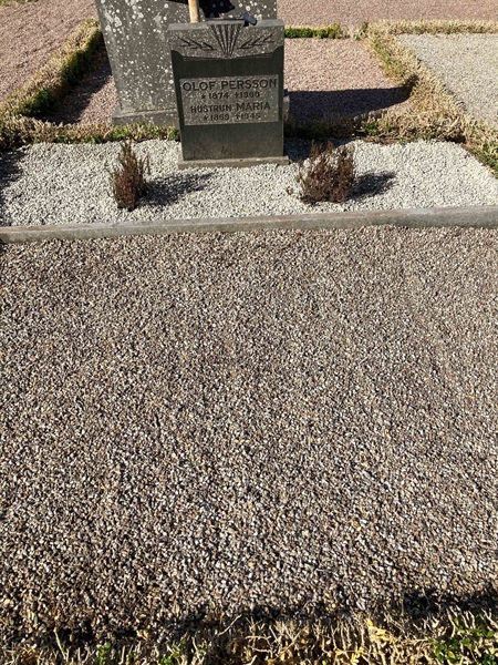 Grave number: Ko 05    21, 22