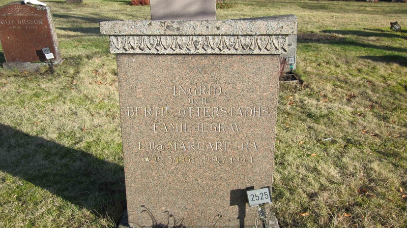 Grave number: KG G  2525