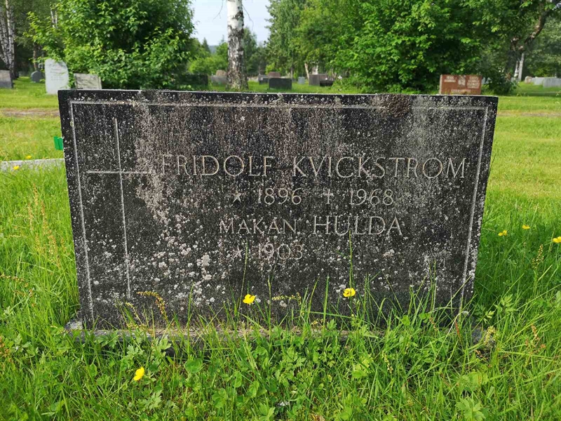 Gravnummer: NK 03    40