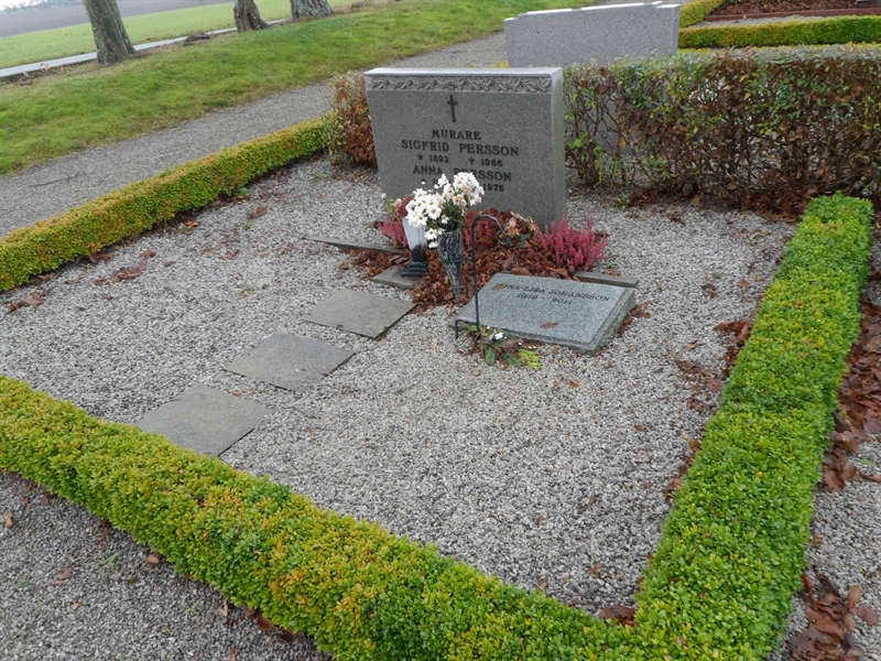 Grave number: ÖTN NVK2    51A, 51B, 51C