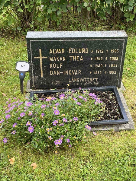Grave number: 3   147