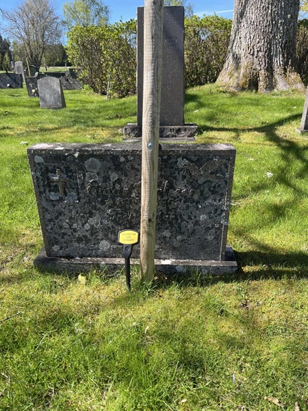 Grave number: 3 Ga 03    30