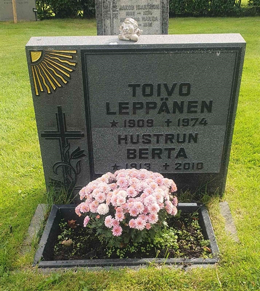 Hautatunnus: 2 1 284-285