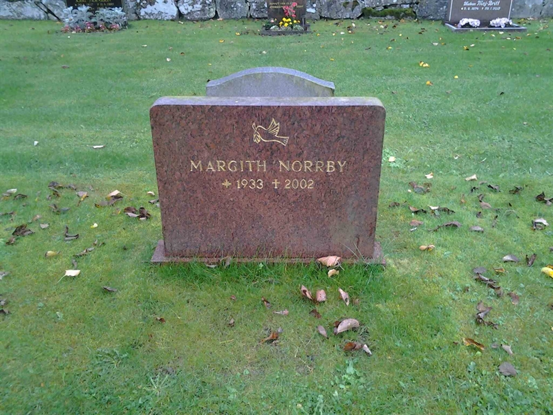 Grave number: 01 V    33