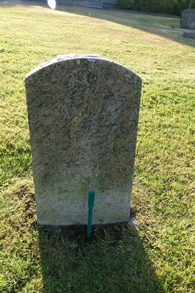 Grave number: TR 2B   226d