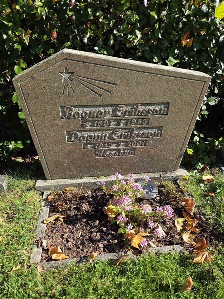 Grave number: T A B   608