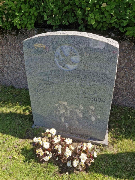 Hautatunnus: 1 URNLU B26
