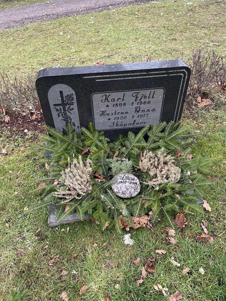 Grave number: Lax mell Kv3 17+18