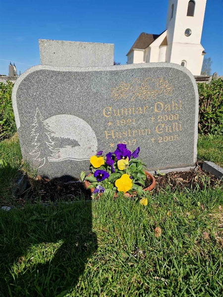 Grave number: 501 14 2725-2726