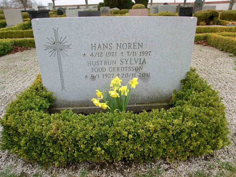 Grave number: LI NORR    237