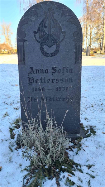 Grave number: M G 05 1-2