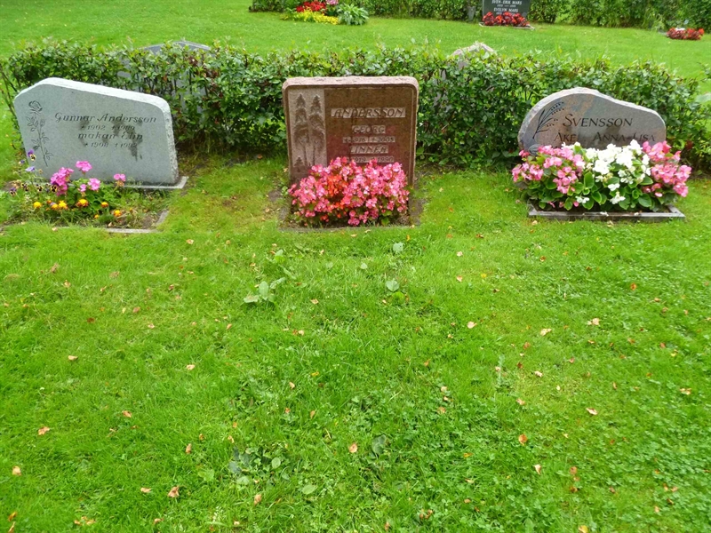 Grave number: ROG H  157