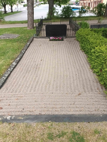 Grave number: SÖ 03   173