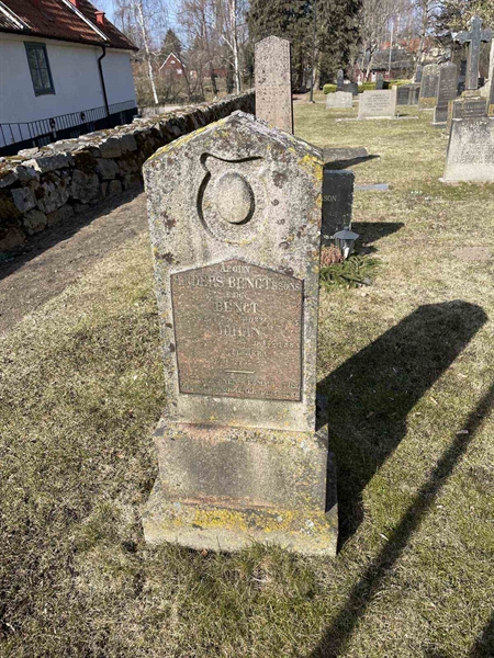 Grave number: VV D    57