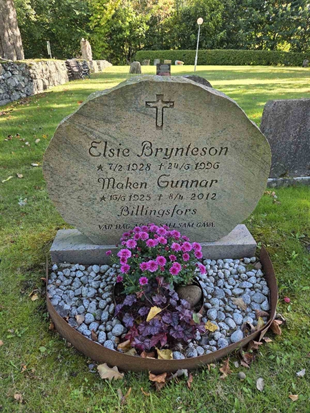 Grave number: T B B    49