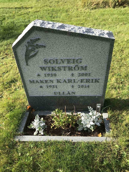 Grave number: ÅR B   110, 111