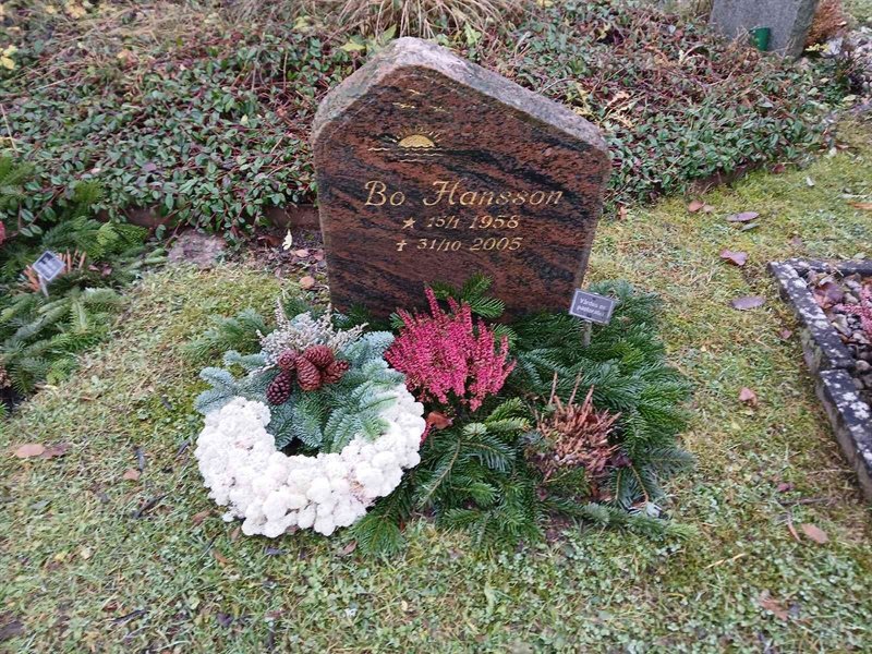 Grave number: FE K    42