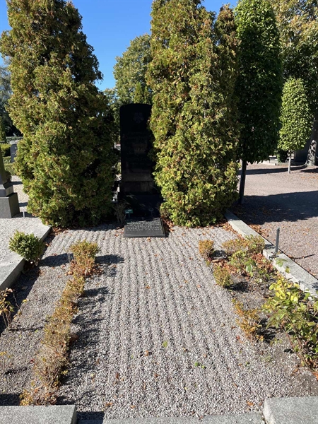 Grave number: VK III   137