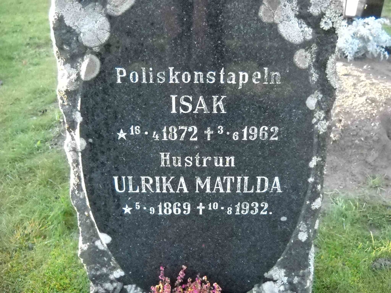 Grave number: 1 GB2 06     44