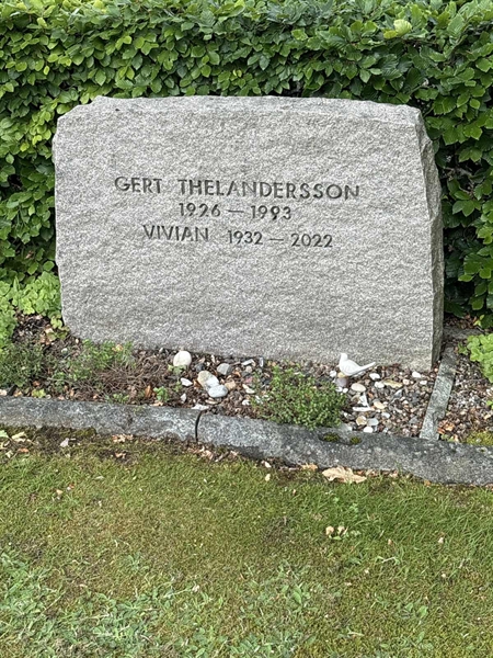 Grave number: SKF G     8, 9