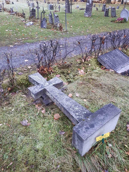 Gravnummer: GK F 3   183B