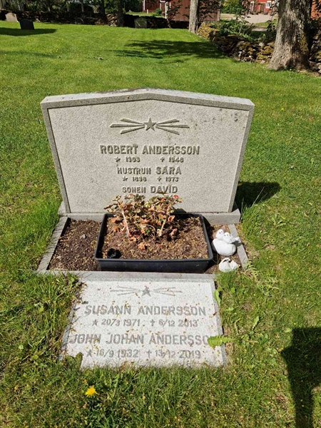 Grave number: 03 A  117