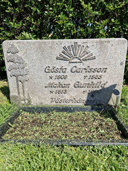 Grave number: 501 29 5530-5531