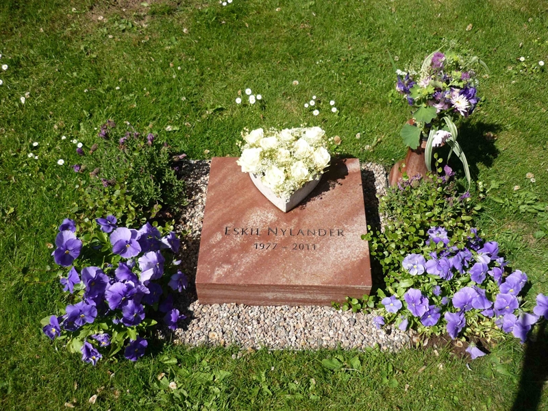 Grave number: B N URNA  340