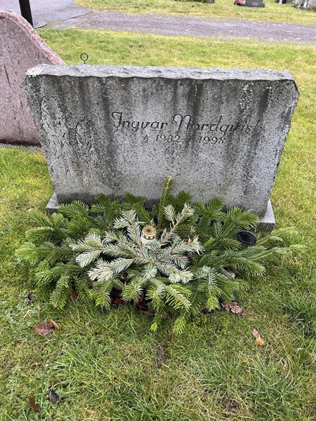 Grave number: Ärt 60 29    70+71