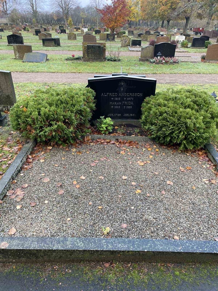 Grave number: VV 6   446, 447