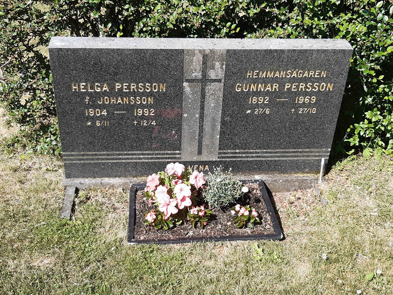 Grave number: VI 01   613