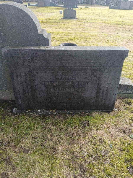 Gravnummer: 2 8   92, 93, 94