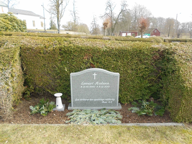 Grave number: V 13    24