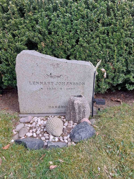 Grave number: HÖ 10   36
