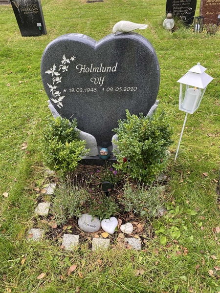 Gravnummer: 2 C   716-717