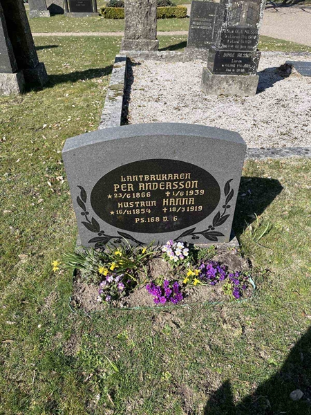 Grave number: Ä G D    34