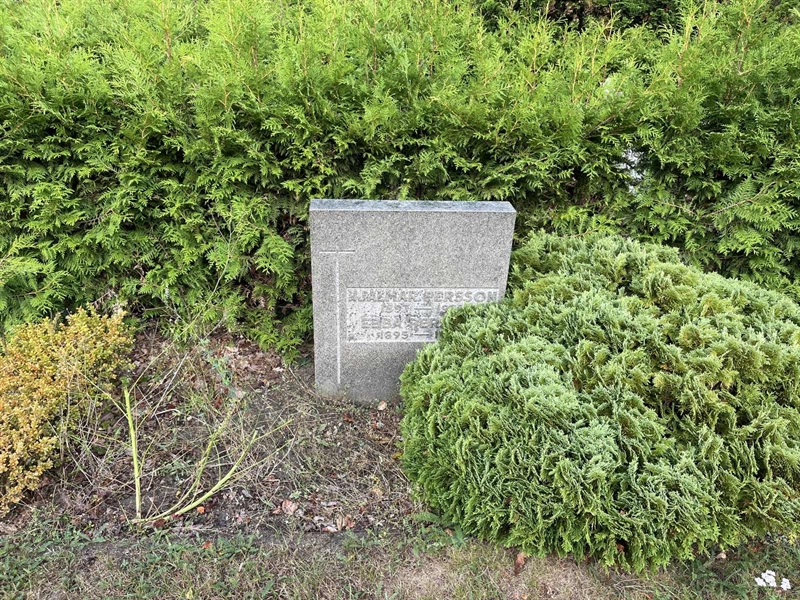 Grave number: NK XIV    71