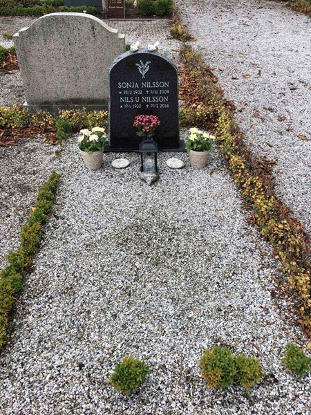 Grave number: UK 2    35A