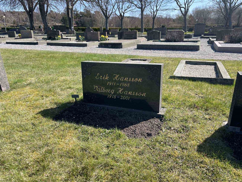 Gravnummer: 3 02    92