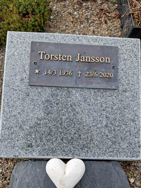 Grave number: 501 07 9A, 9B