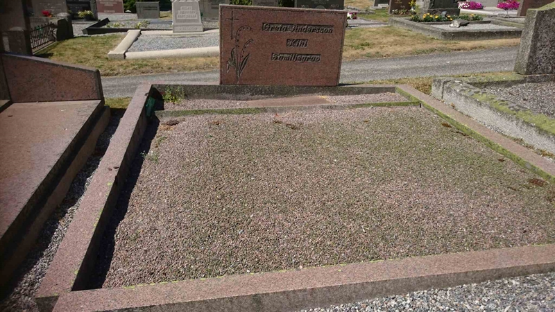 Grave number: LG 003  0412, 0413